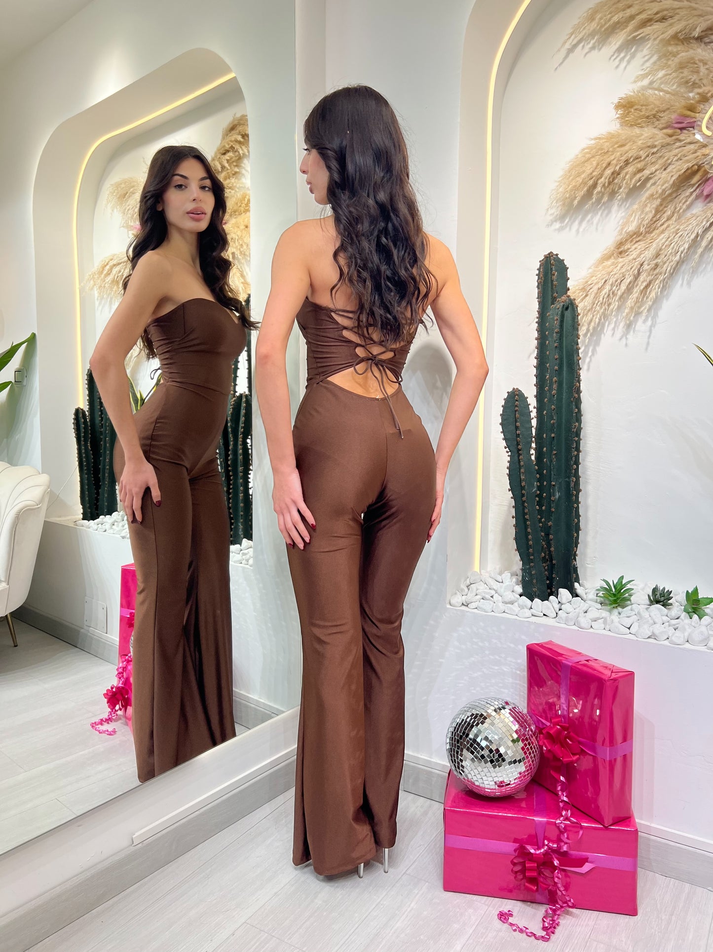 Tuta Scollo A Cuore In Lycra