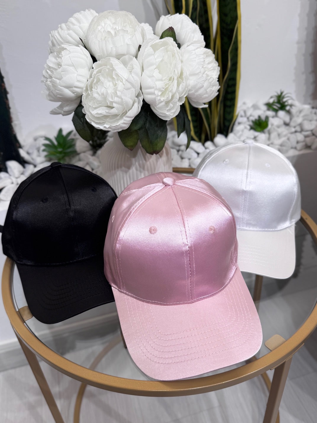 Cappello Con Visiera Effetto Raso