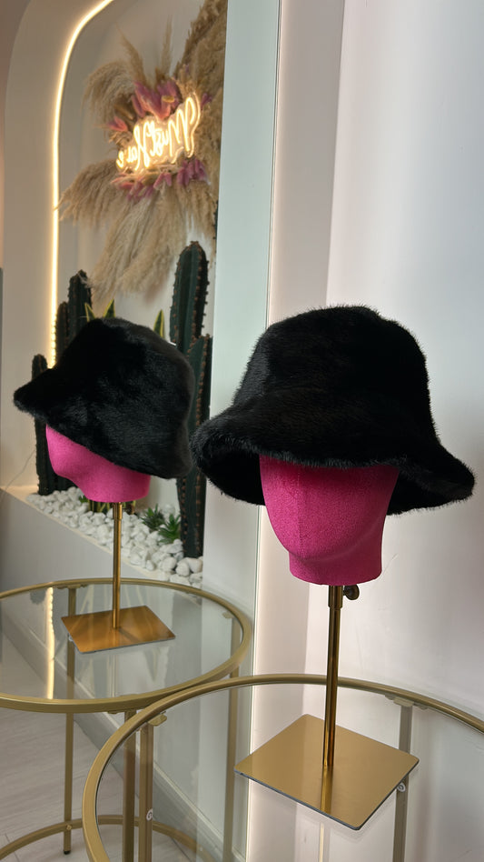 Bucket Hat In Ecopelliccia Nero