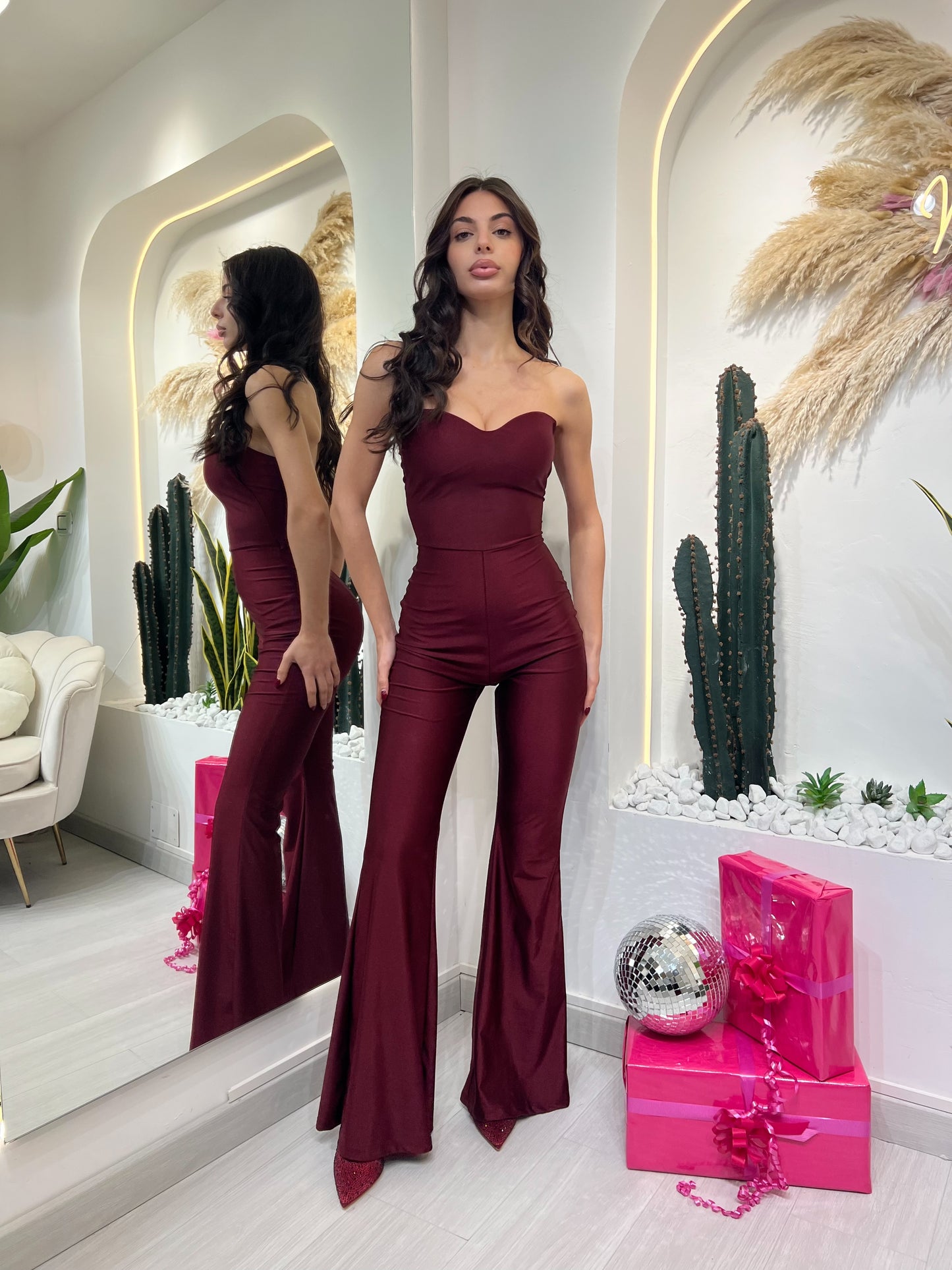 Tuta Scollo A Cuore In Lycra